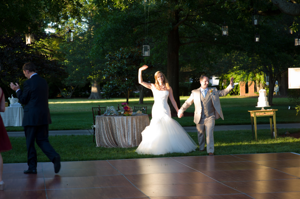 Virginia Backyard Wedding (8)